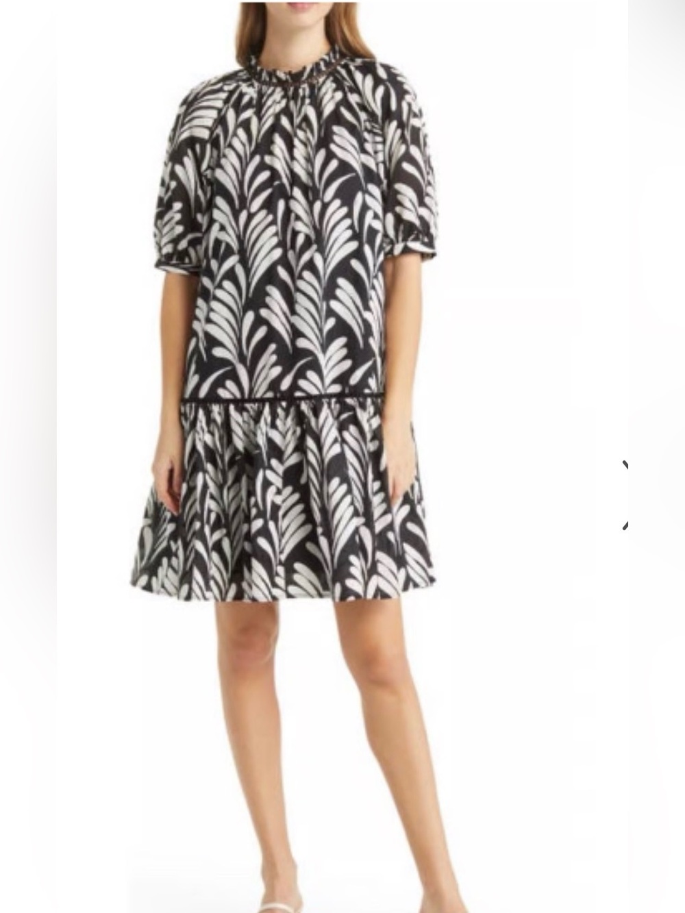 Caslon Black and White Leaf-Print Puff-Sleeve Dress